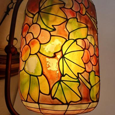 Wall Clock & Stained Glass Grape Desk Lamp