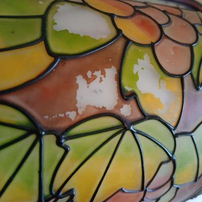 Wall Clock & Stained Glass Grape Desk Lamp