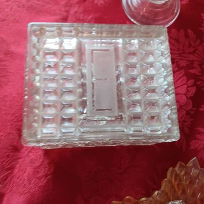 COLLECTIBLE GLASSWARE