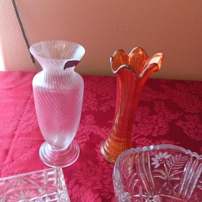 COLLECTIBLE GLASSWARE