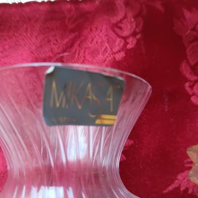 COLLECTIBLE GLASSWARE