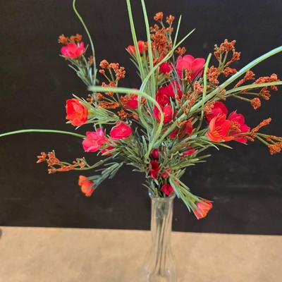 Bright & Cheery Floral and Sign Decor Lot – 7 Pieces