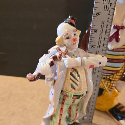 Hand-Painted Porcelain Clown Figurines – Lot of 2