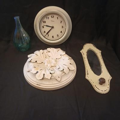 Shabby Chic & Rustic Decor Lot – 4 Pieces