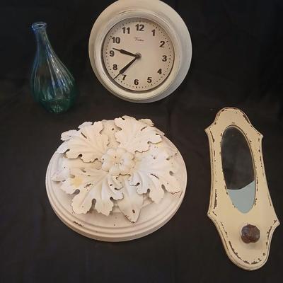 Shabby Chic & Rustic Decor Lot – 4 Pieces
