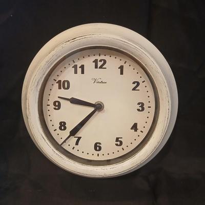 Shabby Chic & Rustic Decor Lot – 4 Pieces