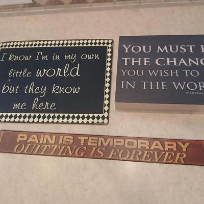 Inspirational Quote Sign Lot – 3 Pieces