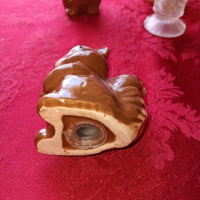 3 FACE SATIN GLASS SHAKERS PLUS OTHER VINTAGE SHAKERS