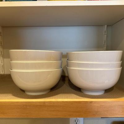 BOWLS AND COFFEE MUGS