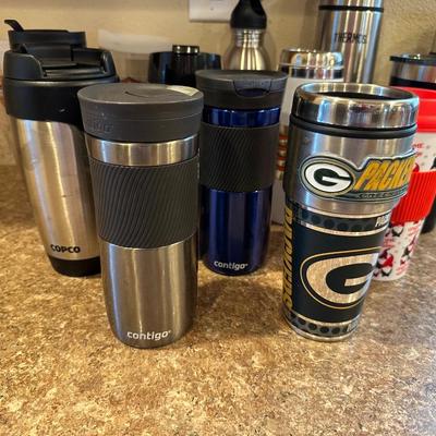 THERMOSES AND TRAVEL CUPS