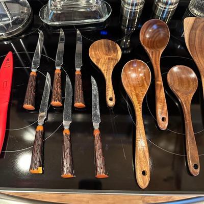 NICE COLLECTION OF KITCHEN ITEMS