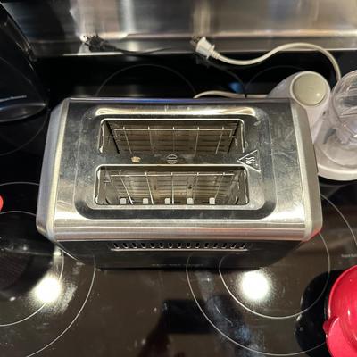 SMALL KITCHEN APPLIANCES
