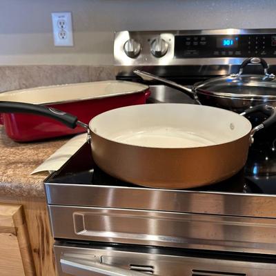 COOK AND BAKEWARE