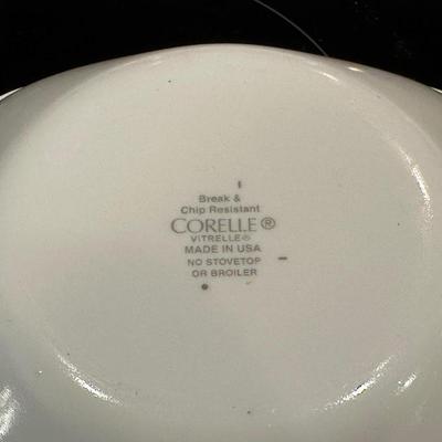 4 PIECE CORELLE DINNERWARE FOR 8 PEOPLE (ONLY 1 SETTING PHOTOGRAPHED)