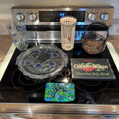 HOME DECOR AND SERVING PIECES