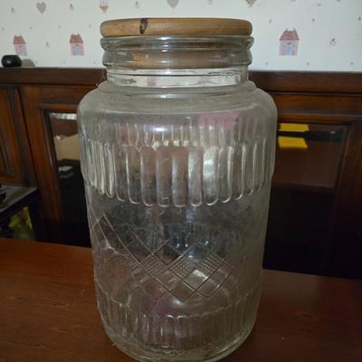 Glass jar with wood lid