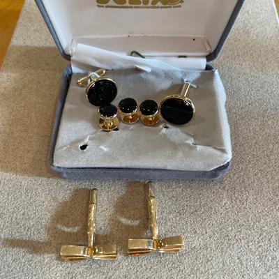 Men’s Cuff links