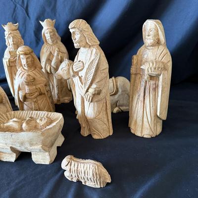 Peruvian Nativity Scene and More (LR-BM)