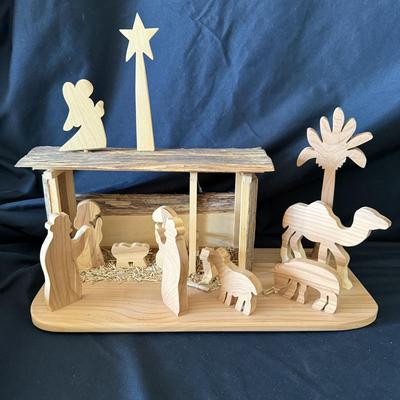 Peruvian Nativity Scene and More (LR-BM)