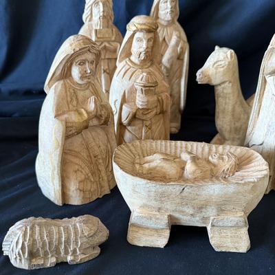 Peruvian Nativity Scene and More (LR-BM)