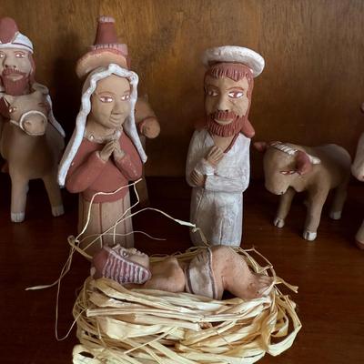 Peruvian Nativity Scene and More (LR-BM)