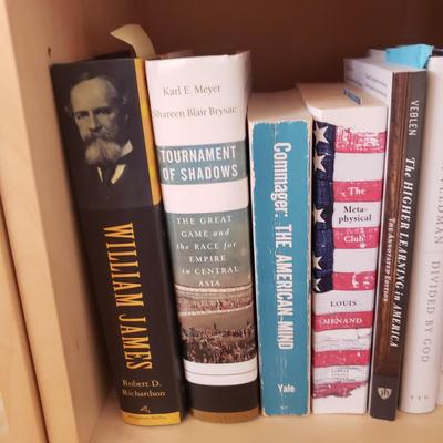 History and Analyses: Books Related to the USA (D-KD)