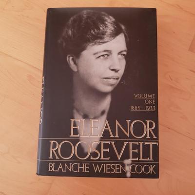 History and Analyses: Books Related to the USA (D-KD)