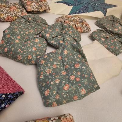 Fabric Pieces & Projects (GB2-JS)