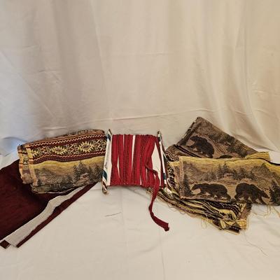Fabric Pieces & Projects (GB2-JS)