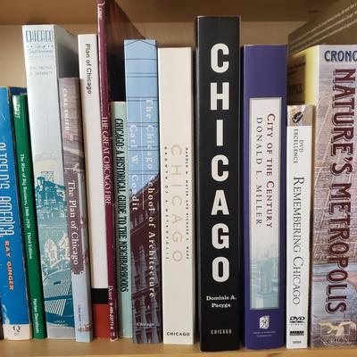 Chicago! DVD, Books and a Chicago Water Tower Print (D-KD)