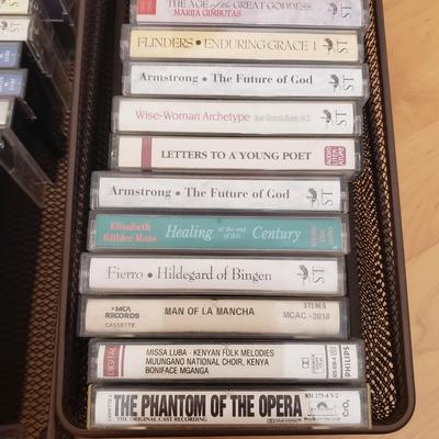 AIWA CD3 Stereo W/CDS and Cassette Tapes (D-KD)