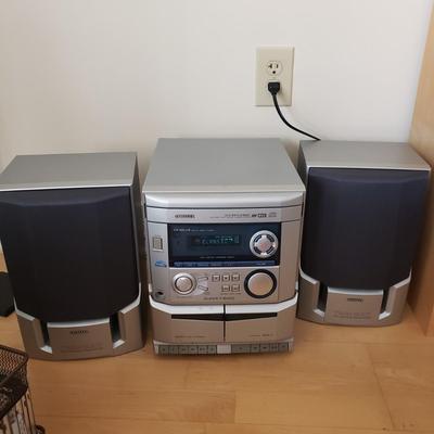 AIWA CD3 Stereo W/CDS and Cassette Tapes (D-KD)