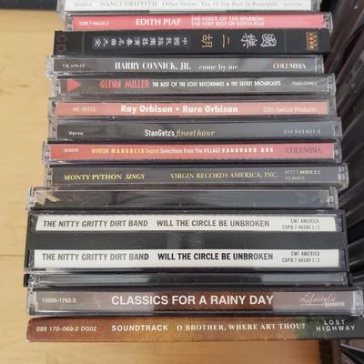 AIWA CD3 Stereo W/CDS and Cassette Tapes (D-KD)