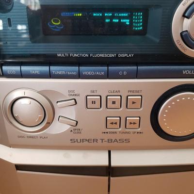 AIWA CD3 Stereo W/CDS and Cassette Tapes (D-KD)