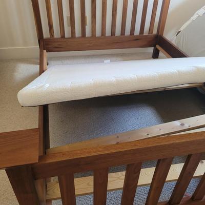 Full Size Wooden Bed Frame and Bedding (BR1-EL)