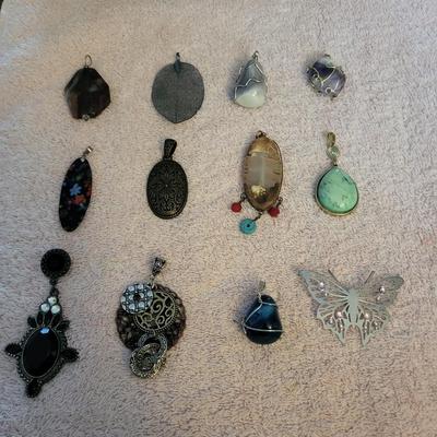 VARIETY OF PENDANTS