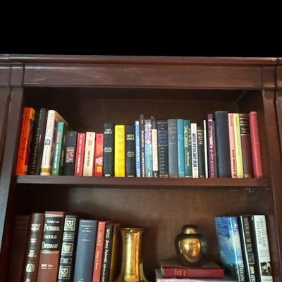 Brass vase and urn. Assortment of books