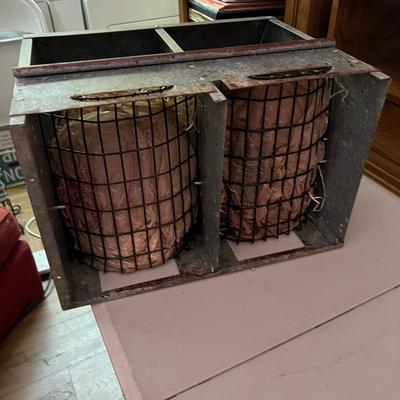 Metal Nesting Box Complete W/Chickens! (D-RG)