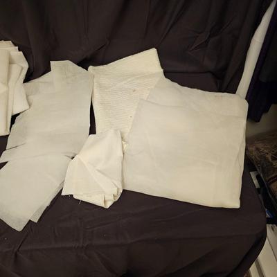 Batting, Polyfil & More (GB2-JS)
