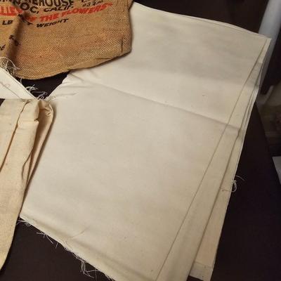 Batting, Polyfil & More (GB2-JS)