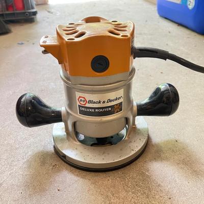 Porter Cable Reciprocating Saw & Black & Decker Router (G-MG)