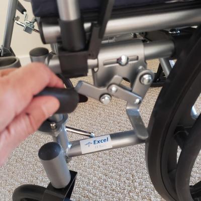 Medline Wheelchair (BR1-KD)