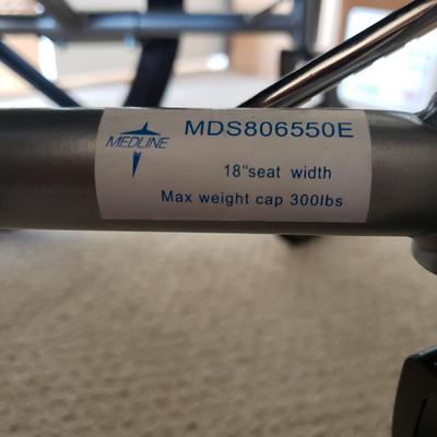 Medline Wheelchair (BR1-KD)