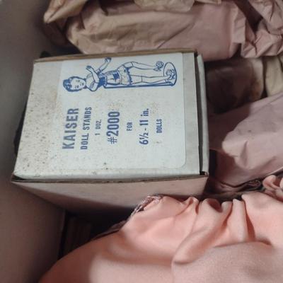 Collection of Miscellaneous Small Collectables and Accessories
