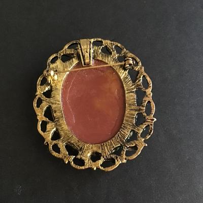 Really cool vintage cameo brooch