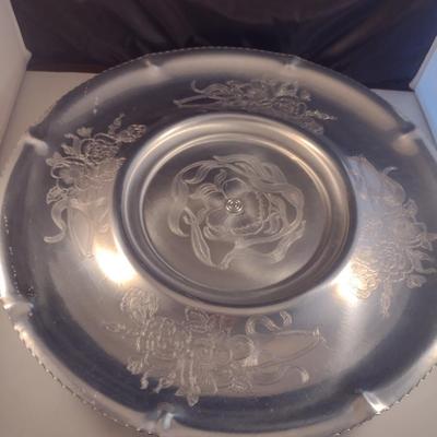 Vintage Wilson Specialties Co. Inc. Hand Wrought Aluminum Lazy Susan- Approx 19 3/4" in Diameter