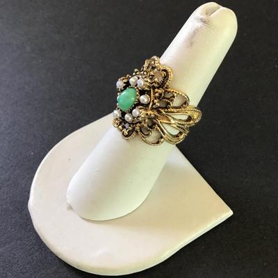 Beautiful vintage statement ring adjustable