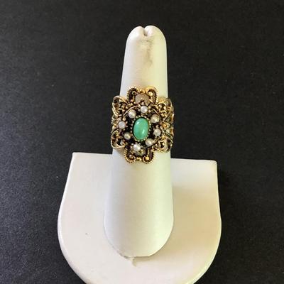 Beautiful vintage statement ring adjustable