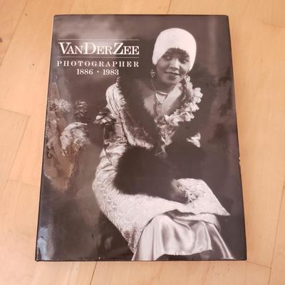 Art Collection Books (D-KD)