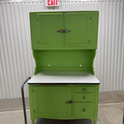 Hoosier Bread Cabinet Ca 1920’s